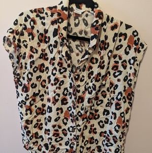 Reitmans Leopard print blouse